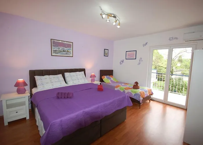Mladan By El-pi Tours Apartman