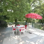 Apartament Mladan By El-pi Tours *