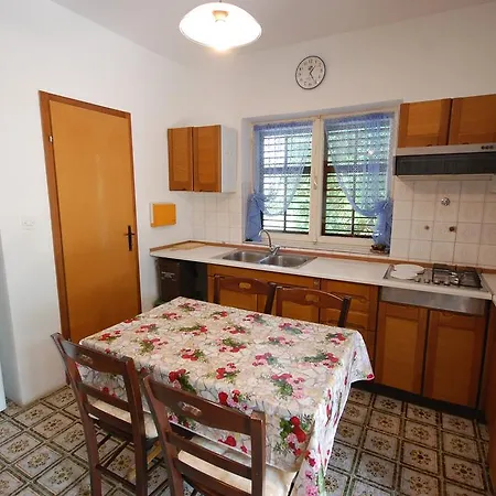 Apartment Mladan By El-pi Tours