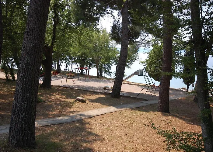 Apartment Mladan By El-pi Tours Njivice