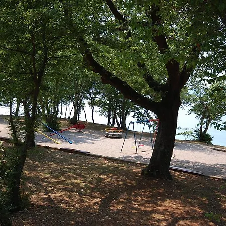 Mladan By El-pi Tours Njivice